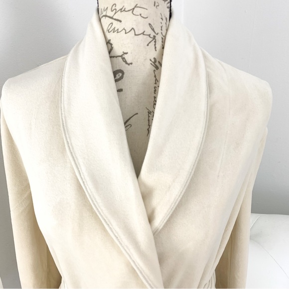 NWT $88 Express Edition Oversized Soft Dreamy Neutral Velour Robe Ivory/Cream XS - Picture 5 of 12